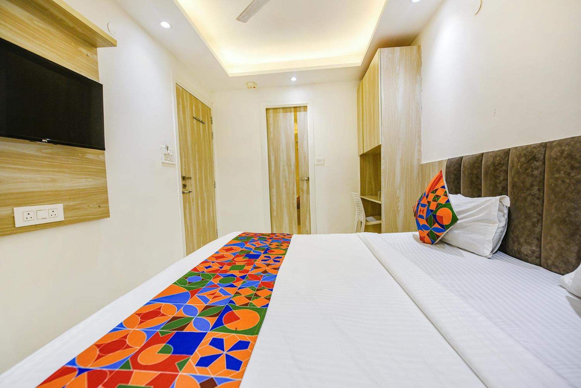 Fabhotel Luxury Inn Near Adarsh Nagar Metro Delhi  Eksteriør billede