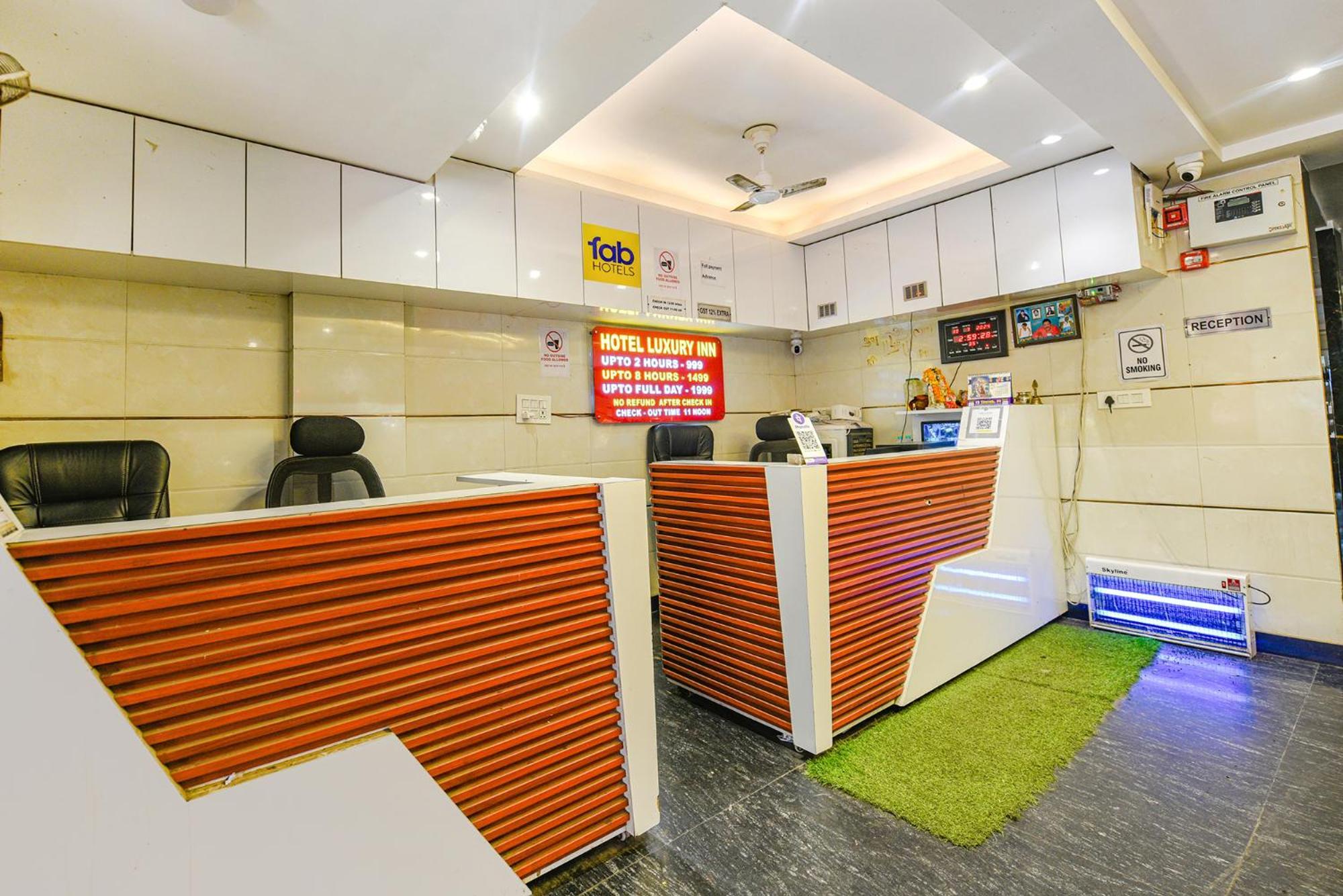 Fabhotel Luxury Inn Near Adarsh Nagar Metro Delhi  Eksteriør billede